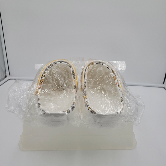 Mens University of Missouri unbranded plastic clogs New in Bag Size 48 - Picture 4 of 6